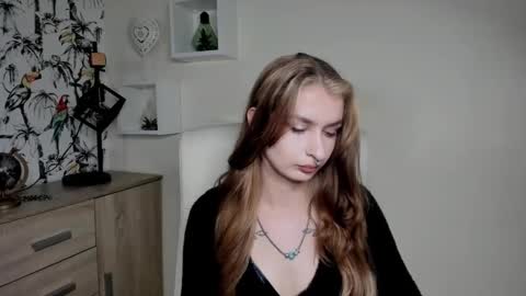 NINA online show from October 8, 6:40 am