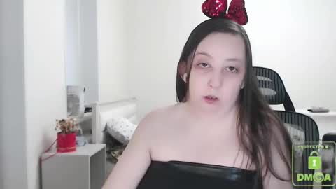 Lila online show from October 22, 1:38 pm