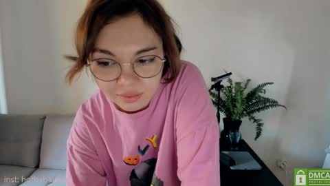 Snapshot of hot_babayaga chatting on March 7, 8:13 am online show from March 7, 8:13 am
