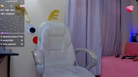 VALENTINA online show from January 5, 1:15 pm