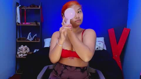 hot chocolate 4u online show from February 12, 12:33 pm