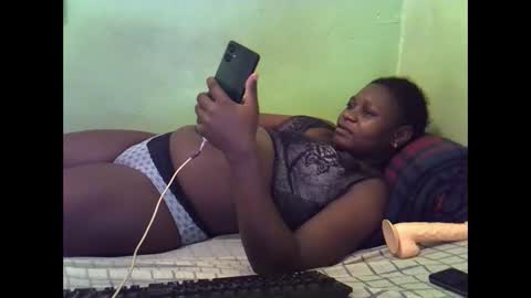 hot_girlly online show from November 17, 6:52 pm