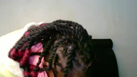 Linah online show from December 1, 5:37 pm