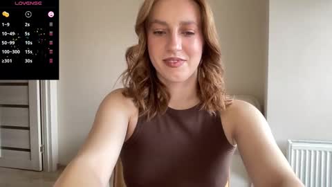 Snapshot of hot_lliinns chatting on October 11, 11:36 am Lina online show from October 11, 11:36 am