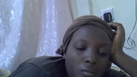 RAYLAH online show from February 21, 10:27 am