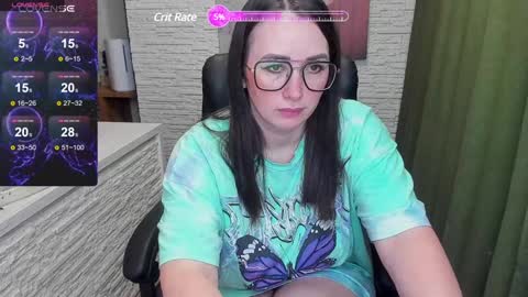 Snapshot of hot_squirtgirl chatting on December 23, 2:02 am Vasilisa online show from December 23, 2:02 am