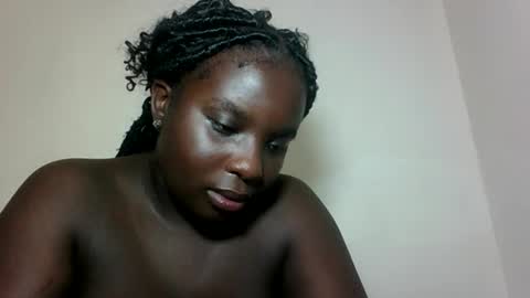Snapshot of hotebbbyy chatting on October 19, 5:20 am EBBY online show from October 19, 5:20 am
