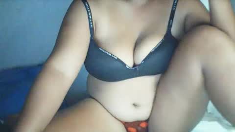 hotflowerclit online show from March 7, 10:33 am