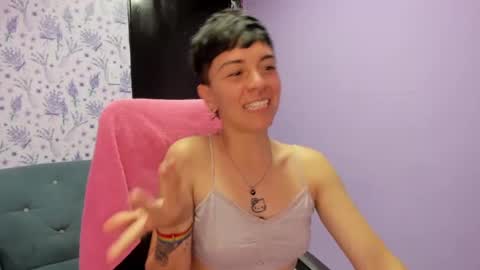 hannah online show from October 8, 2:16 am