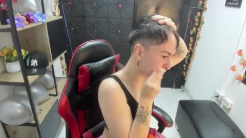 hannah online show from March 11, 2:38 am