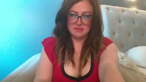 Snapshot of hothousewife333 chatting on September 27, 4:25 pm hothousewife333 online show from September 27, 4:25 pm