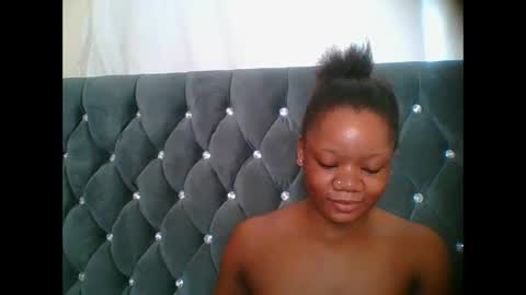 LOYCE online show from December 20, 9:13 am