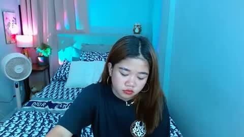 Layla online show from January 21, 12:18 pm