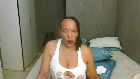 hotlilya online show from March 27, 5:46 pm