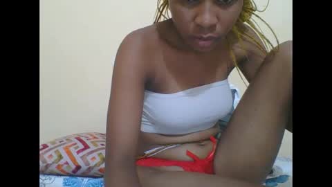 Snapshot of hotlove255 chatting on January 18, 5:52 am hotlove255 online show from January 18, 5:52 am