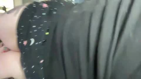 Annabelle online show from April 21, 10:06 pm