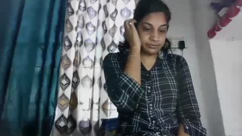 Snapshot of hotnsweetindian chatting on January 11, 7:49 am lola online show from January 11, 7:49 am
