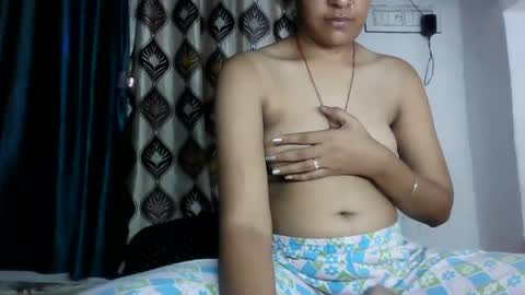 Snapshot of hotnsweetindian chatting on September 15, 2:25 pm lola online show from September 15, 2:25 pm