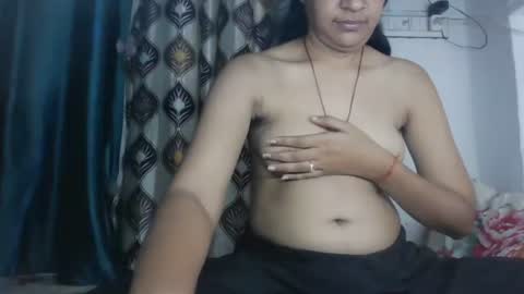 lola online show from October 30, 3:02 pm