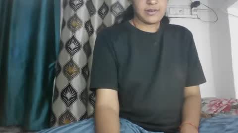 Snapshot of hotnsweetindian chatting on October 15, 4:31 pm lola online show from October 15, 4:31 pm