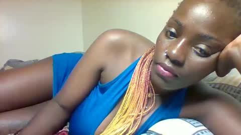 Amalia online show from December 18, 12:04 am