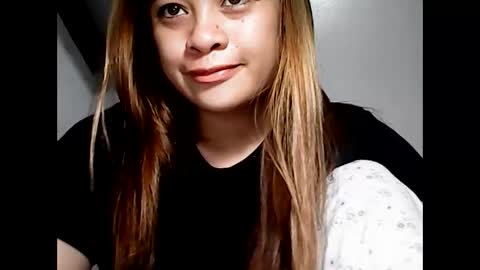 Snapshot of hottie_asianbabe chatting on December 17, 11:49 pm Leen online show from December 17, 11:49 pm