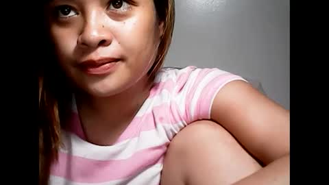 Snapshot of hottie_asianbabe chatting on March 8, 1:37 am Leen online show from March 8, 1:37 am