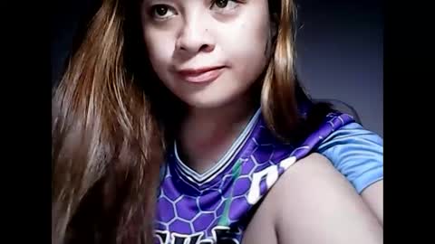 Snapshot of hottie_asianbabe chatting on February 8, 12:06 am Leen online show from February 8, 12:06 am
