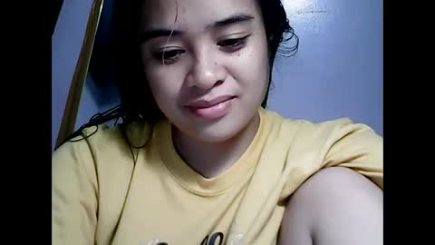 Snapshot of hottie_asianbabe chatting on March 4, 12:18 am Leen online show from March 4, 12:18 am