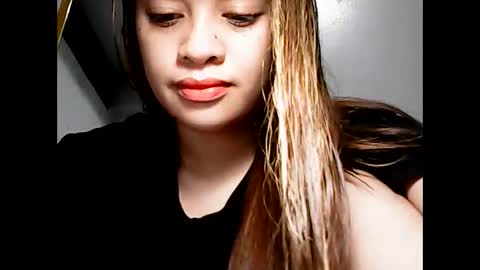 Snapshot of hottie_asianbabe chatting on December 20, 11:58 pm Leen online show from December 20, 11:58 pm