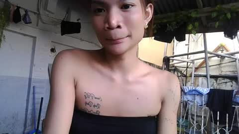 Hi i am Jane half vietnamese and half pinay and would like to meet good person here XOXO online show from April 29, 10:04 pm