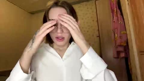 hsiuscherich online show from January 15, 2:12 pm