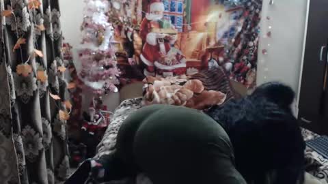 Snapshot of hugeassdevil chatting on January 15, 3:29 pm hugeassdevil online show from January 15, 3:29 pm