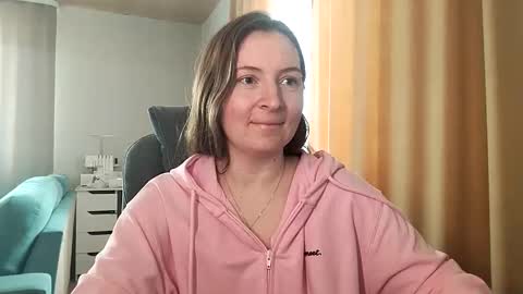 HumpyGrey online show from March 18, 6:51 am