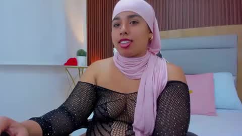 Snapshot of hurrem_had chatting on October 15, 8:22 pm H U R R E M online show from October 15, 8:22 pm