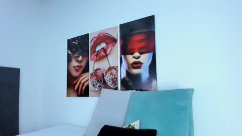 The Dolls online show from November 18, 7:26 pm