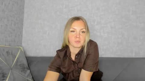 Snapshot of iam_venus chatting on September 18, 1:31 pm Venus online show from September 18, 1:31 pm