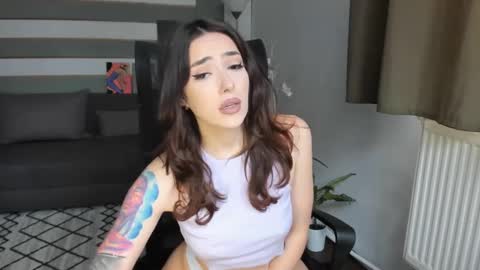 Baby Gal online show from February 5, 7:39 am