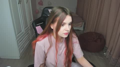 Cassie  STREAMS HERE EVERYDAY online show from February 23, 5:19 am