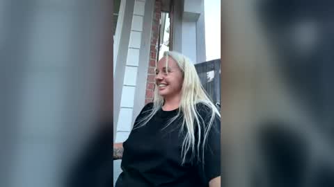 LilBitGodd online show from July 23, 12:45 am