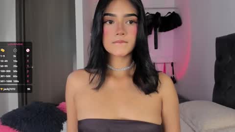 Snapshot of iamjulietaa chatting on January 11, 6:14 am    online show from January 11, 6:14 am