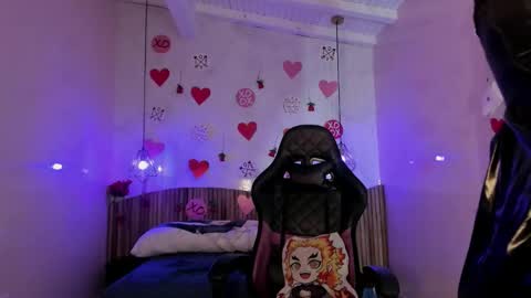 Nayuta online show from February 13, 3:30 am