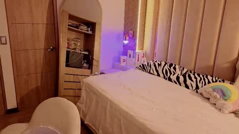 Nyxy online show from February 18, 11:20 am