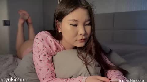 iamyuki_ online show from February 20, 6:01 am