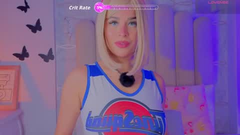  iara smith  online show from April 19, 12:05 pm