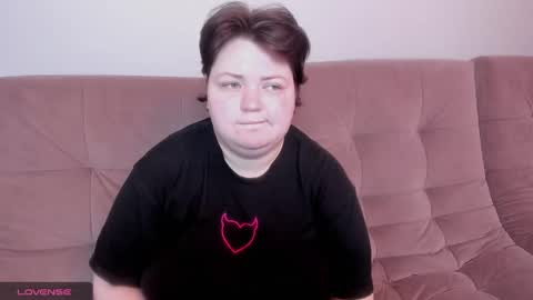 Snapshot of ihaveasecret_ chatting on January 11, 7:05 pm Alice online show from January 11, 7:05 pm