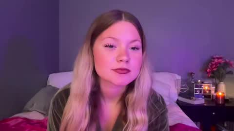 Snapshot of iheartcassie2844 chatting on October 1, 6:02 pm cassie online show from October 1, 6:02 pm