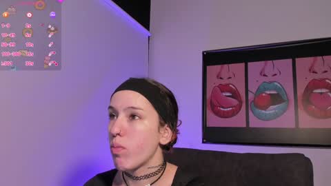    online show from December 20, 12:27 pm