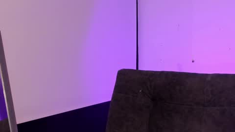    online show from February 19, 11:28 am