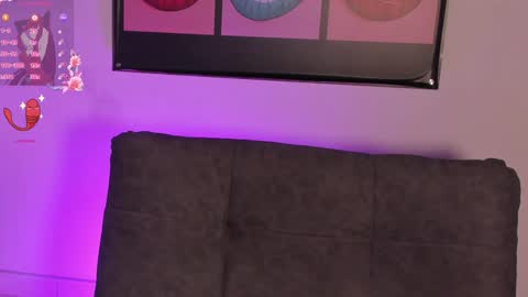    online show from January 29, 11:41 am